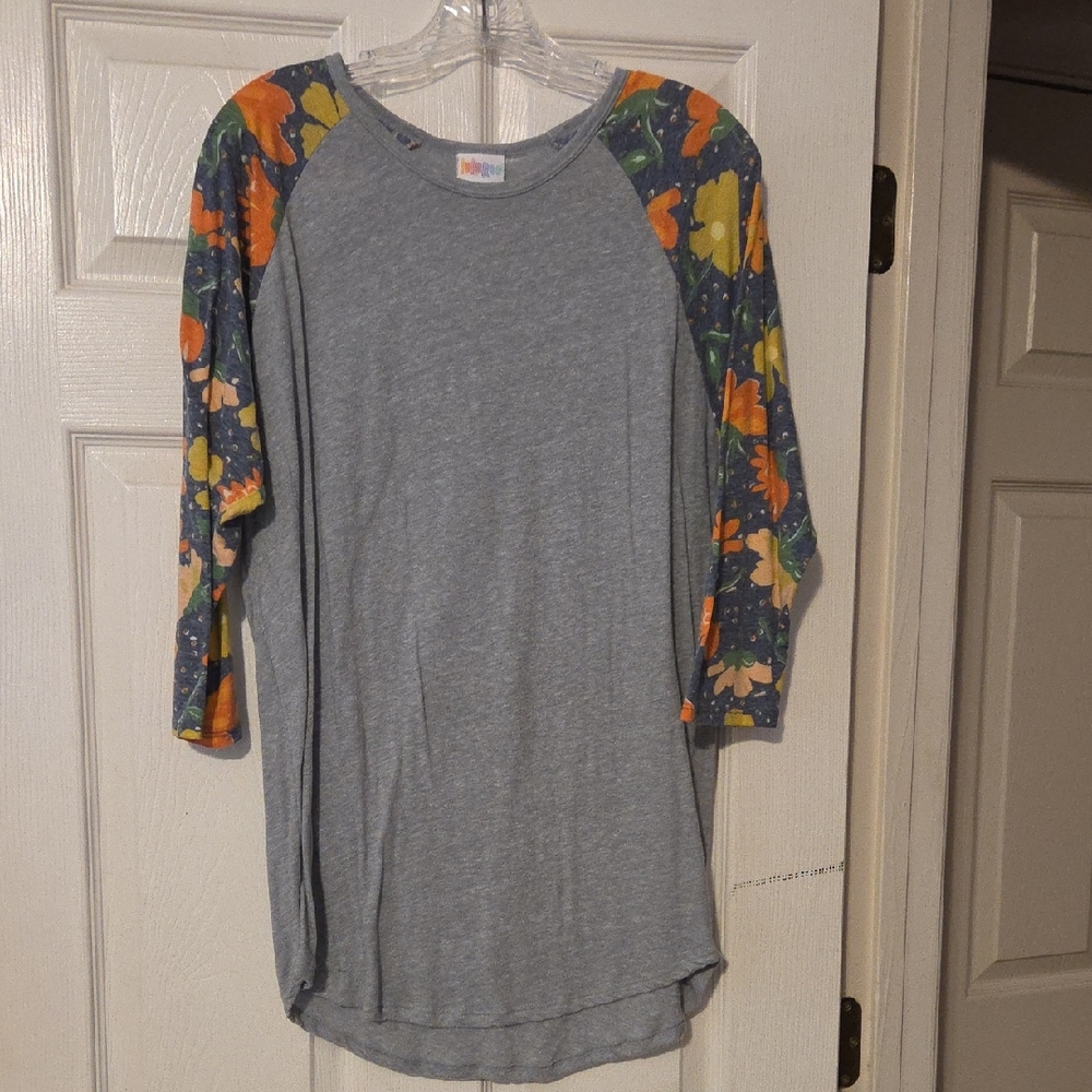 LuLaRoe Gray Top